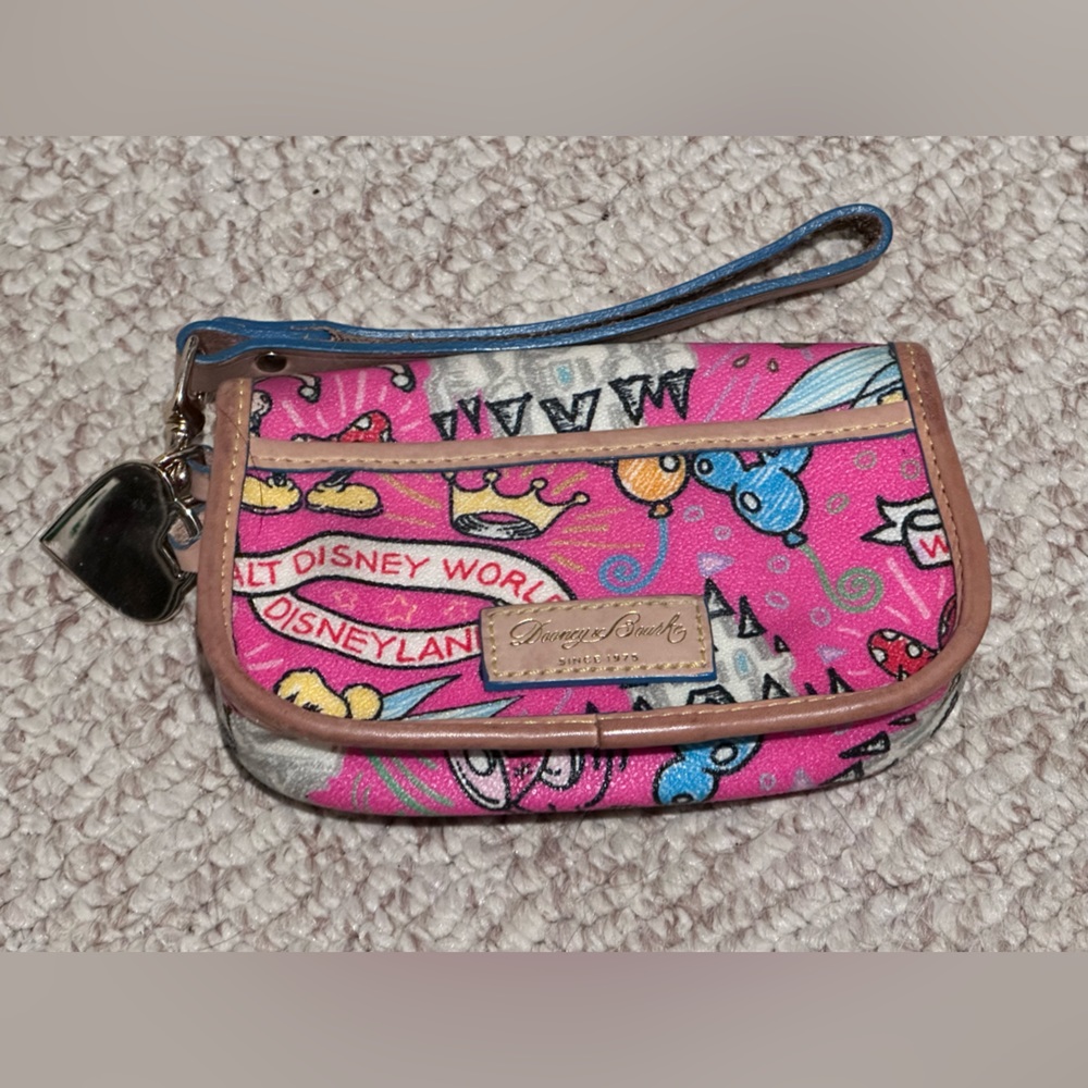 Vintage wristlet Disney World Dooney and Bourke - Picture 2 of 3